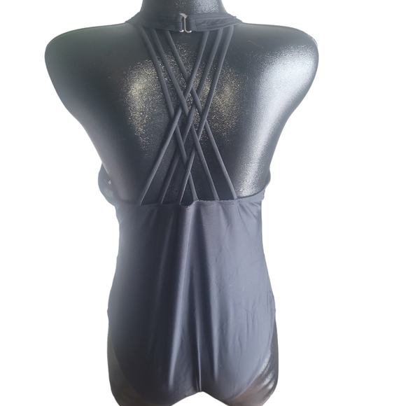 Shein Black and White Striped Swimsuit XL - Picture 4 of 5